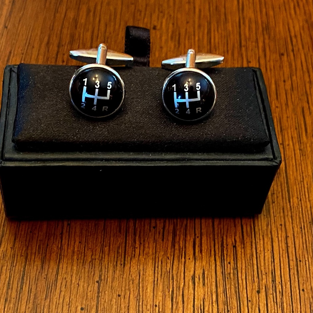 Cuff Links (gear shift knob)